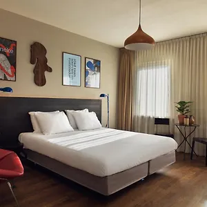 Hotel Townhouse &